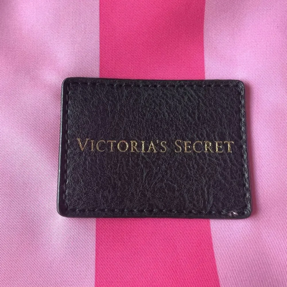 Victoria Secret Signature Stripes Duffle Weekender Gym Bag‎